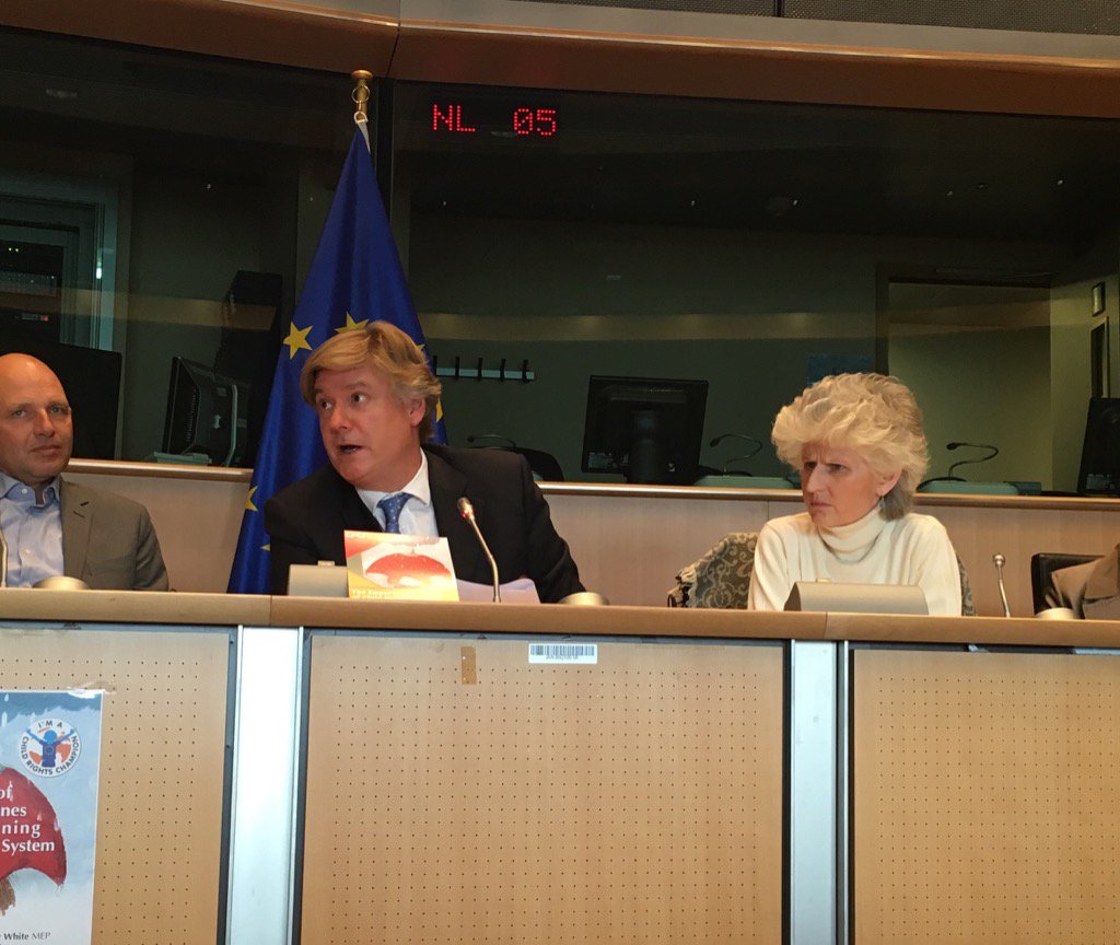 Today with @TonoEPP to call on member states to support #childhelplines #childrights #childrightschampions