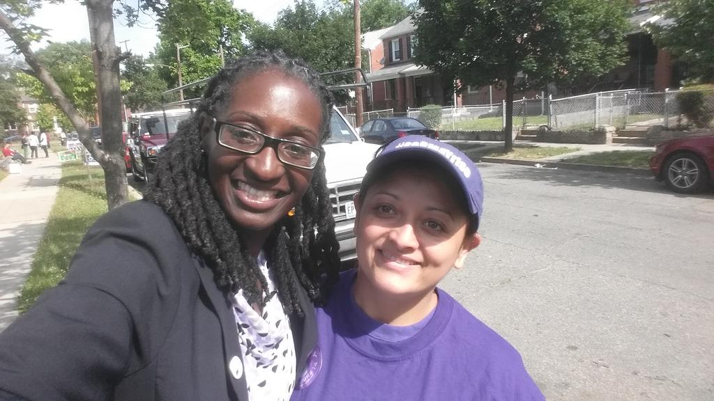 LaRubyMay's tweet photo. Thank you Morena for volunteering for #TeamLaRuby #SelfieSkills #4MoreYears https://t.co/xp52FJG4XE