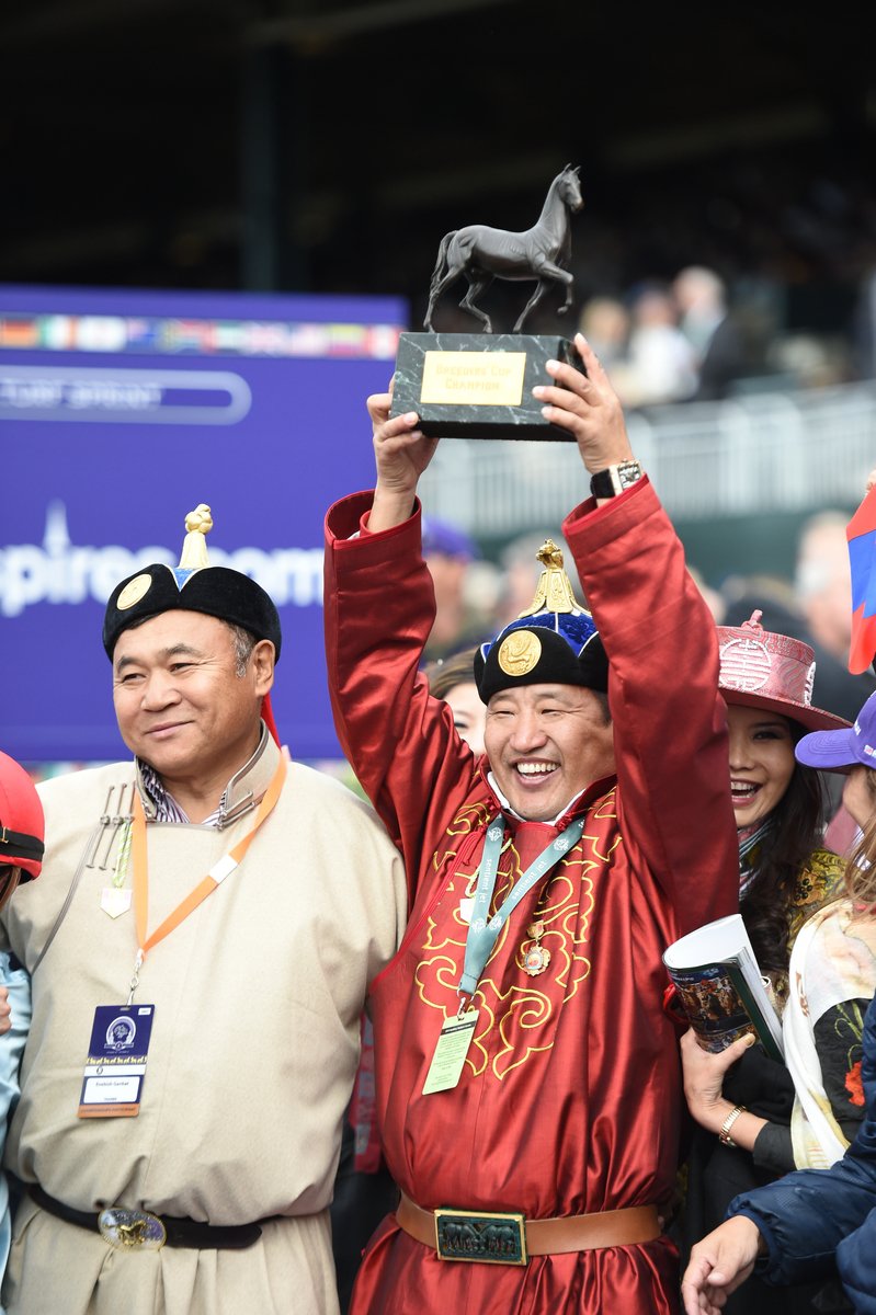 BreedersCup's tweet image. Mongolian Saturday up next @Ascot. Could we make it a #MongolianTuesday?? #RoyalAscot #OnATuesday