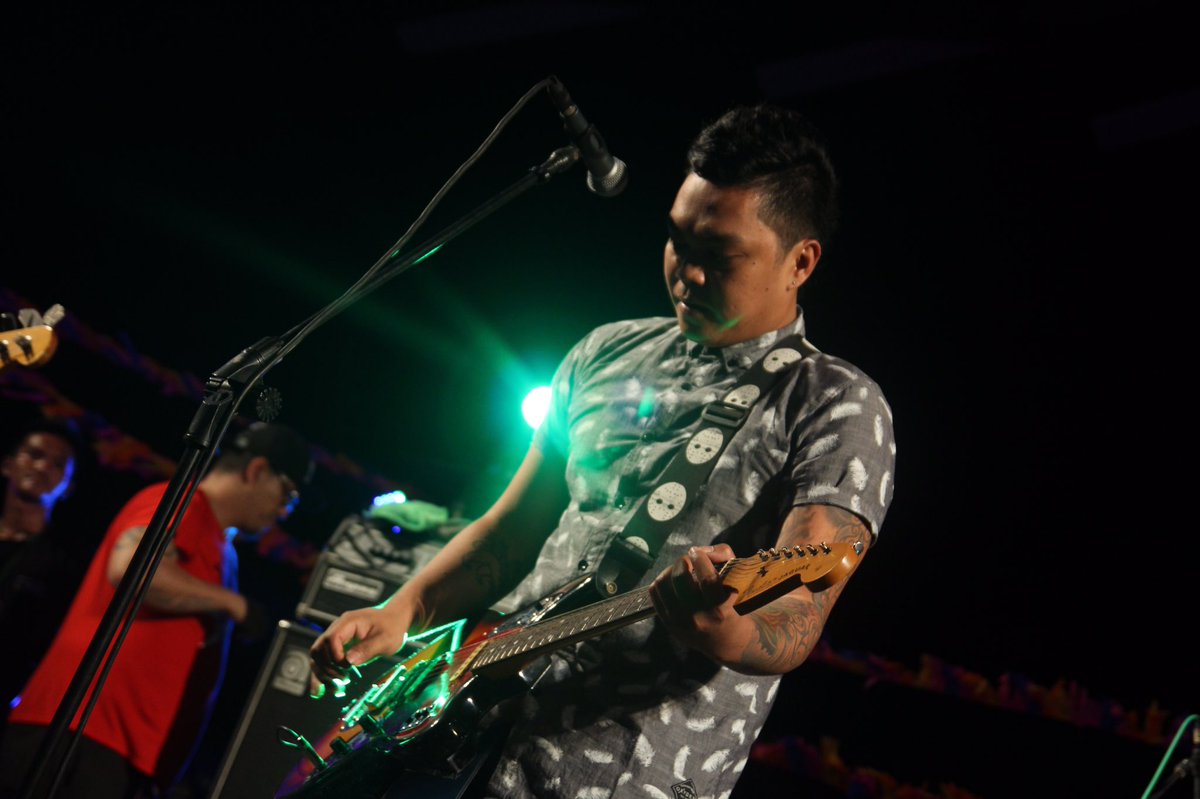 teyyyaaa's tweet photo. Indie Night: Soulstice #UnivWeek2016 #UVMW2016 #OPMfortheSoul #IgniteTheFaith https://t.co/v2yOgBKF02