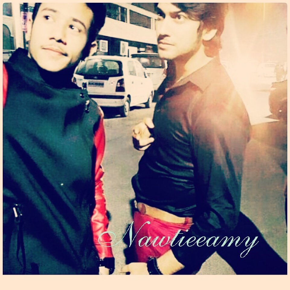 nawtieeamy's tweet photo. @namishtaneja Wow my hotti  #laksh #swaragini #namifan #nawtieeamy https://t.co/MWCtXn9bzT