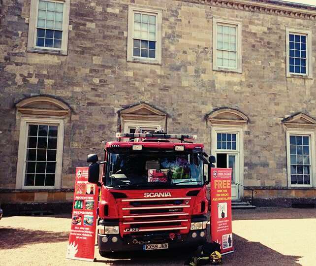 FireBuckingham's tweet photo. Safety Day:
@ClaydonHouse  
Sat 18th June 11:00 - 15:00. @Bucksfire
Let's hope for last year's gorgeous weather! https://t.co/cvMUHaXakY