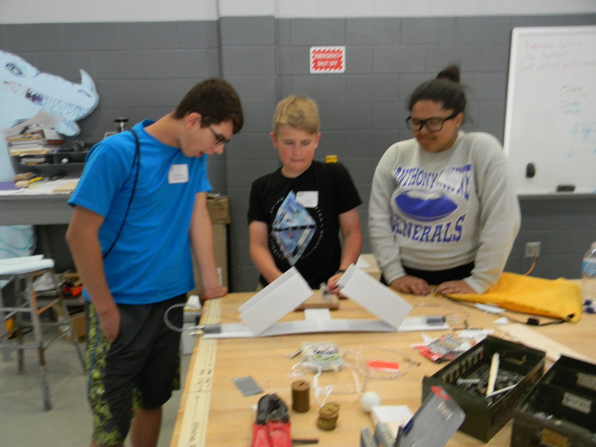 mkdansack's tweet photo. Another great day for campers and staff at Penta's annual STEM Summer Camp! #PentaCareerCenter @MatterPentaSupt https://t.co/oP8QTqWeRz