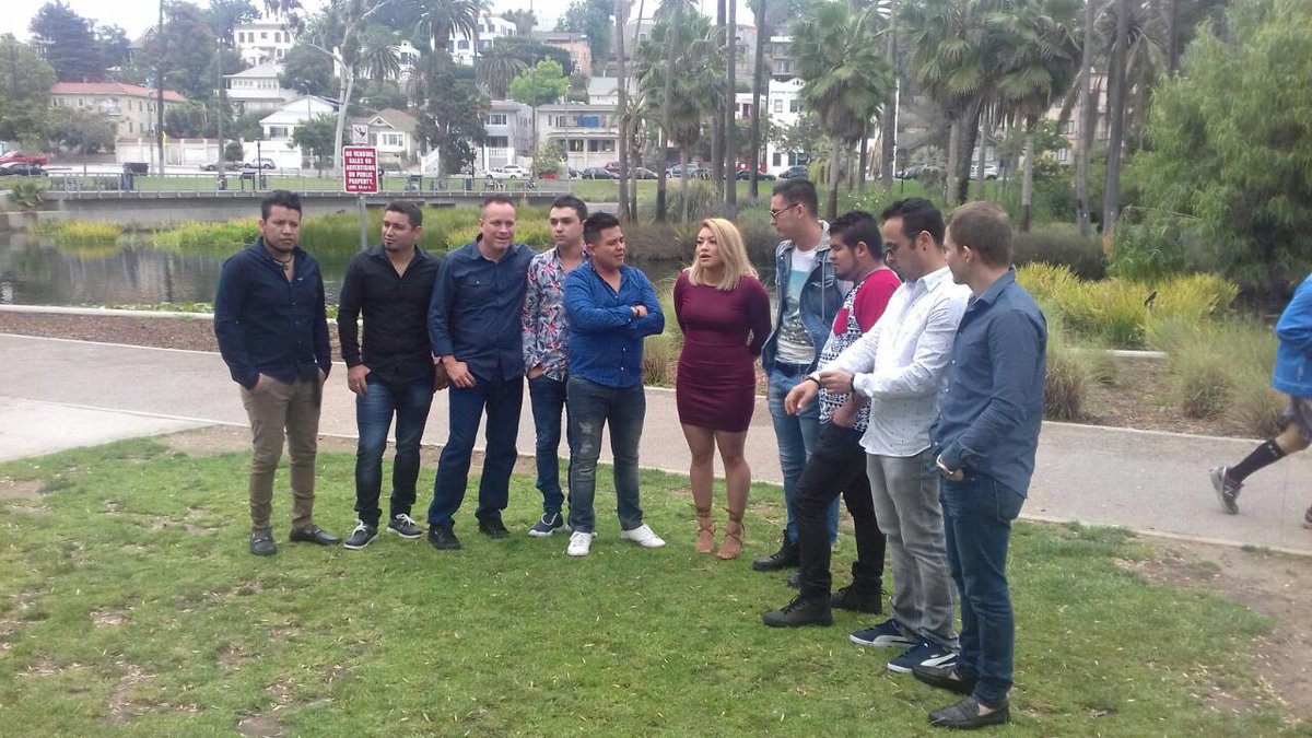 tierrasagrada1's tweet photo. En entrevista para #NopalAzul desde Echo Park #LosAngeles CA promocionando nuestro nuevo sencillo #LaRepeticion https://t.co/kLztXSp0b2