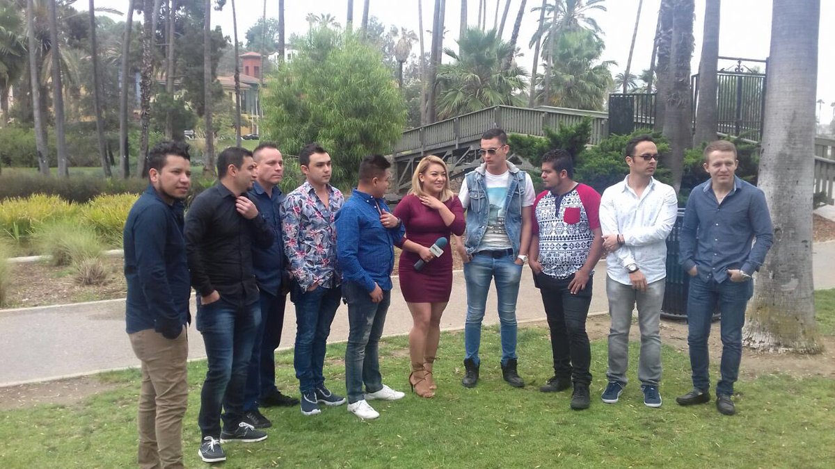 tierrasagrada1's tweet photo. En entrevista para #NopalAzul desde Echo Park #LosAngeles CA promocionando nuestro nuevo sencillo #LaRepeticion https://t.co/kLztXSp0b2
