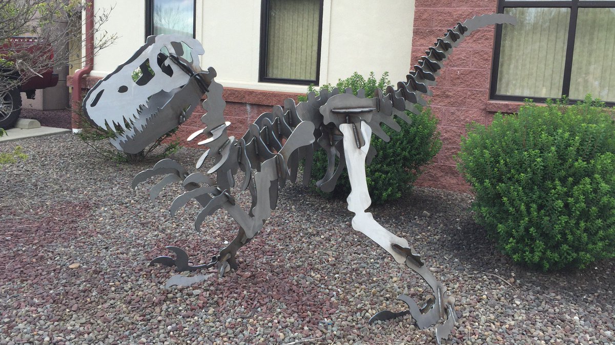 Behney_Corp's tweet photo. Fabrication done right!! #Dinosaurs #TRex @Behney_Corp https://t.co/RxoYCoEzho