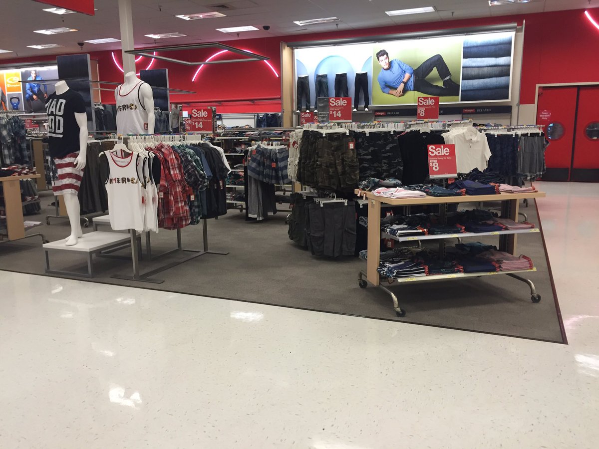 T221 Menswear is ready for you to shop for dad!  Come get it!! <a href="/CDCahill/">Chris Cahill</a> #HappyFathersDay