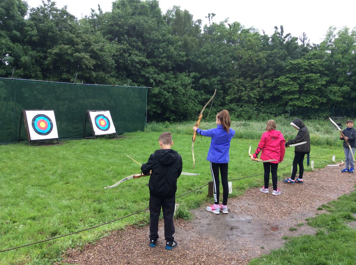 NantwichPrimary's tweet photo. More fun @Kingswood_ #trustinfriends #takeaim #goodsport #outdoorlearning https://t.co/tuA3spDcmQ