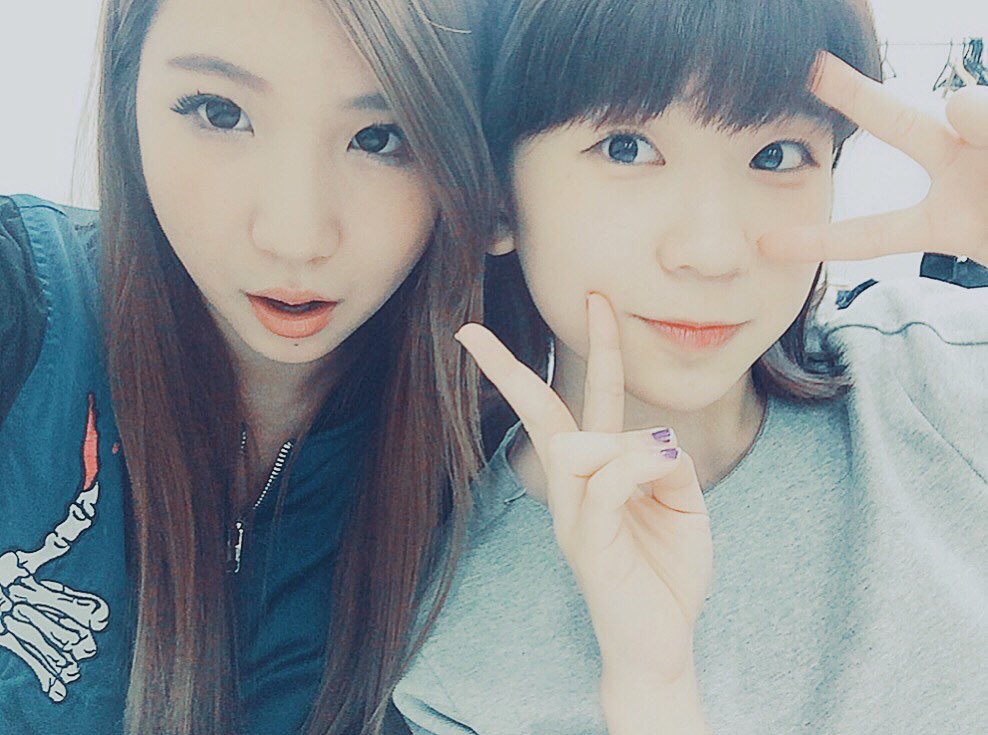 緑ガオラー リトグリのメンバーブサイクとか悪口ゆーやつおるけどどんなけ暇なんやろな 笑 そんなんせんといいとこ１つでも見つけてガオラーになろや リトグリのメンバーの中でブスなんか1人もいません みんな可愛いで 共感してくれた人rt