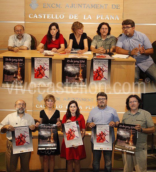 La Nit de Sant Joan #Castellón y playas #Grao #fuego #música #bailes #pirotecnia vivecastellon.com/noticiario/pro…