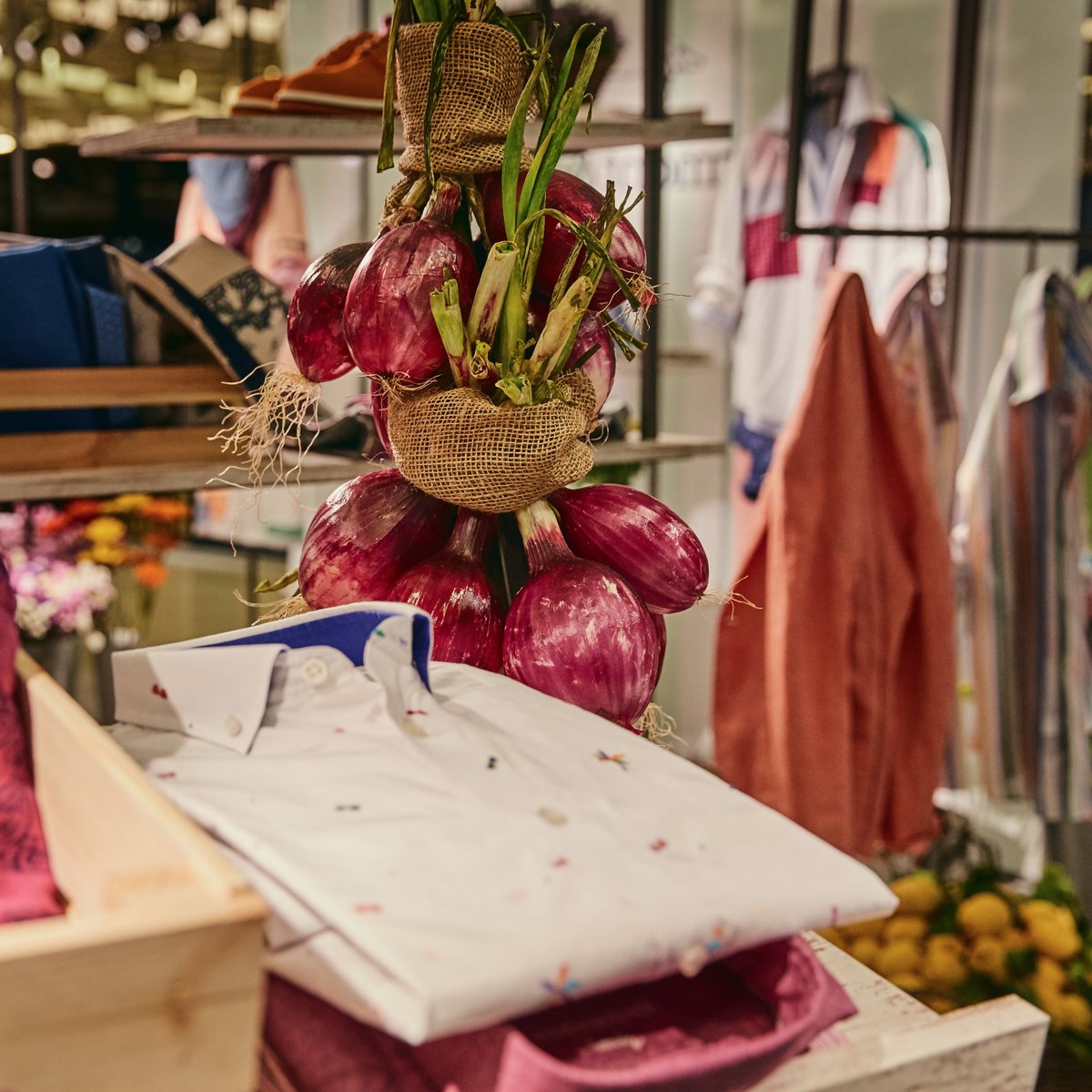 Harmont_Blaine's tweet photo. Live from #PittiUomo! Join us in our Mediterranean Market #MediterraneanLife #HBexperience, #pu90 #day1 https://t.co/gGC1t30p0L