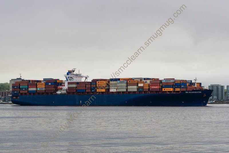 sandymcclearn's tweet photo. Traffic in @portofhalifax yesterday. #RIOBlackwater leaving in AM, & #DallasExpress arrived in PM. @ShipsInPics https://t.co/VjVrvhbc76