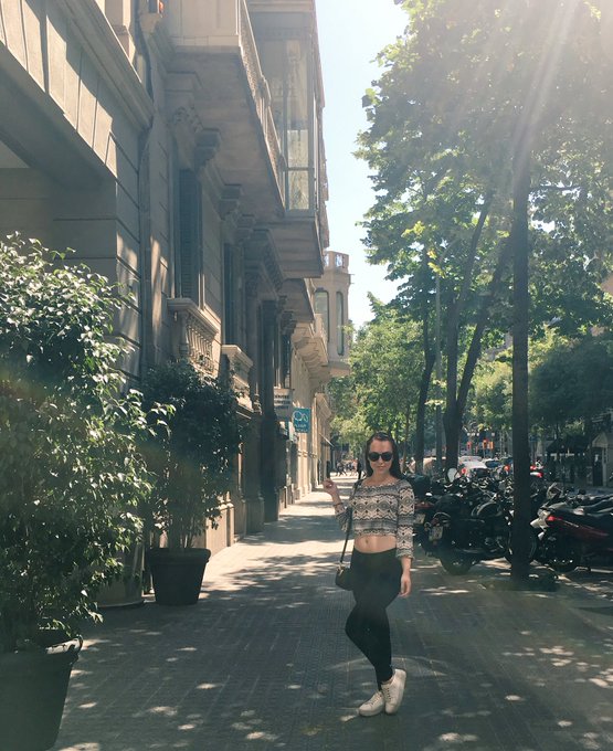 Haciendo unos recados por Barcelona ☺️💁🏼 https://t.co/huu1mNPLmY