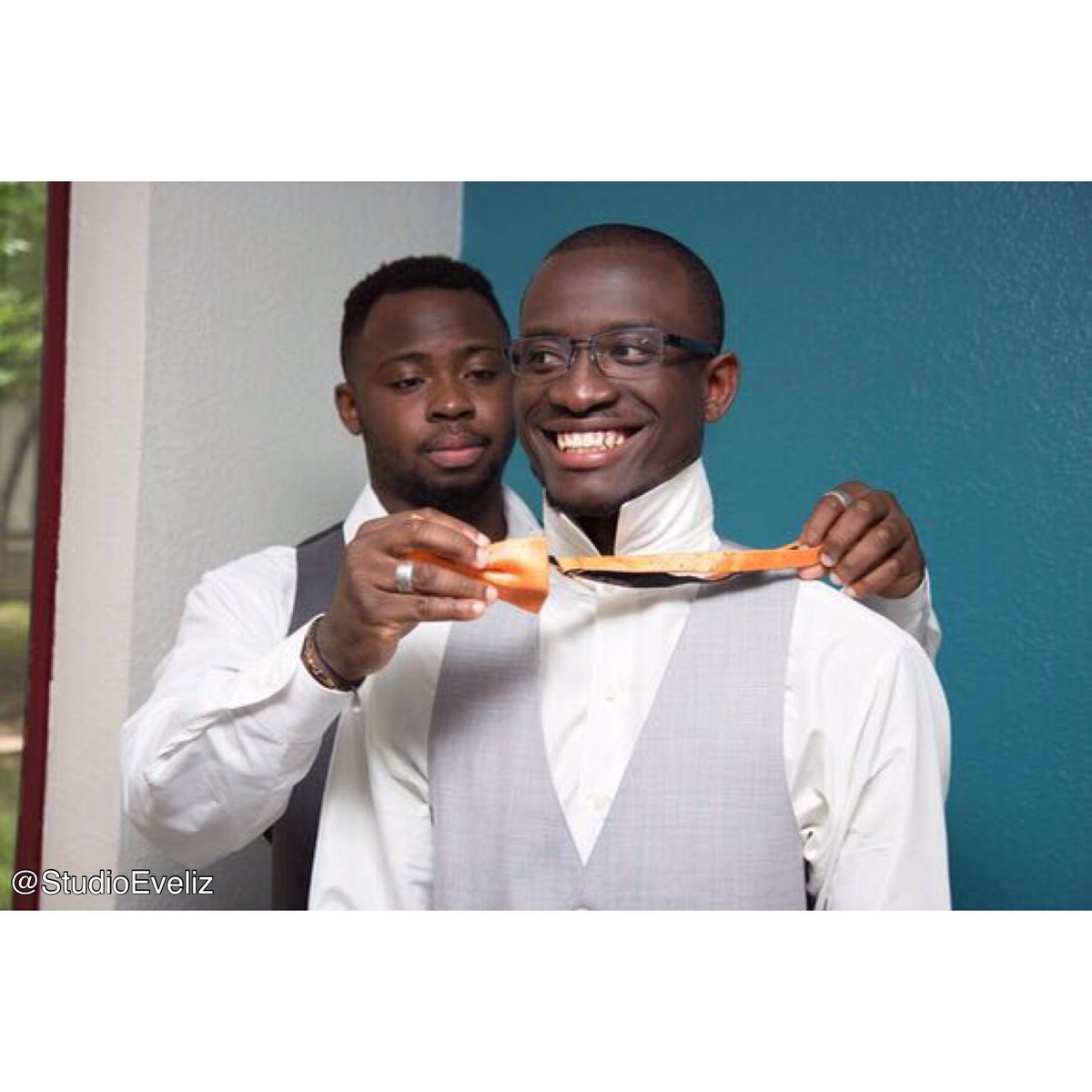 StudioEveliz's tweet photo. A helping hand on a special day #StudioEveliz #BridalInspiration #Bride #groom #wedding #tie #Suit https://t.co/9BnSjGhNPY