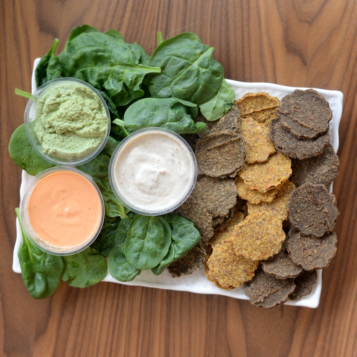 JusuBar's tweet photo. New chips and dip! Stop in for a healthy snack today. A Home Grown Living Foods collaboration. #raw #vegan #yum https://t.co/eVkBAPV5Cv