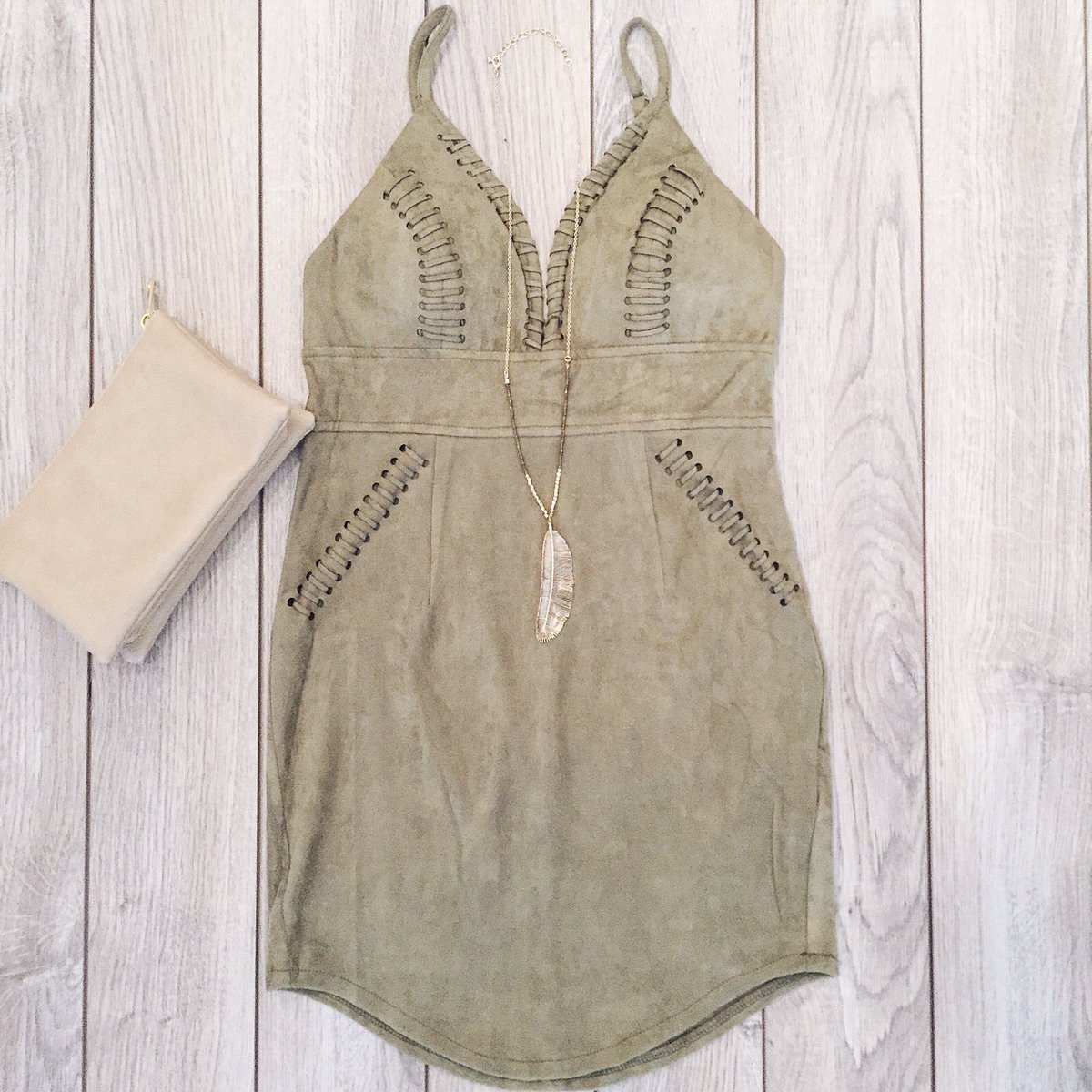 Shop_LN's tweet photo. How hot is this little number? Shop the style in store today, online tomorrow! #laurennicolestyle https://t.co/Uou9fd380u