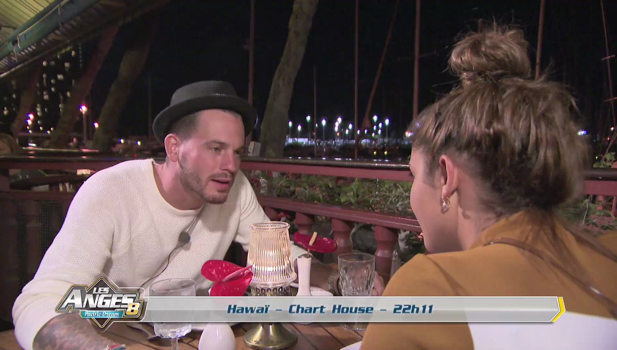 LesAngesTV's tweet photo. Dîner confidence pour #CocoRaph ! Le couple a encore de beaux jours devant lui #TropDeLove 💞 #LesAnges8 https://t.co/qBkNJ8JAwB