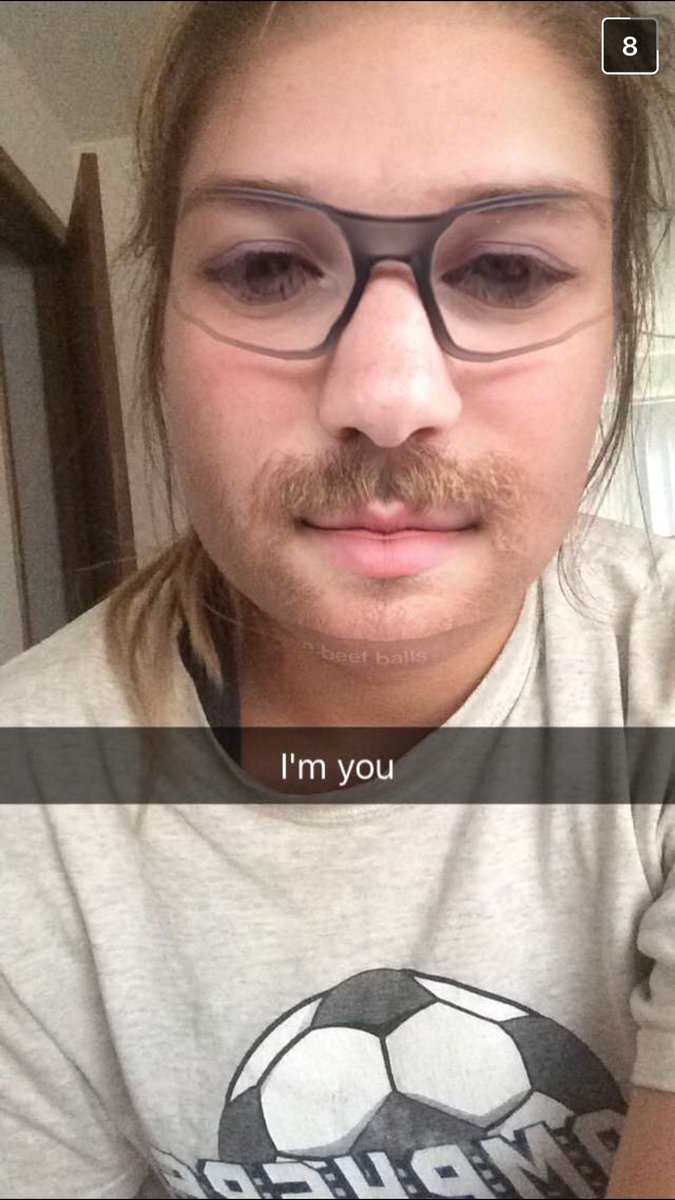 Deal_Or_Nah_'s tweet image. When @MorganStoewsand forgets she has beef balls on her chin #StacheGameStrong