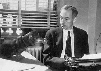 ScozzariFrank's tweet image. A writer who waits for ideal conditions under which to work will die without putting a word on paper. 
—E.B. White—