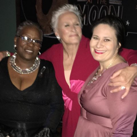 GlennCloseDaily's tweet photo. Glenn Close at The Tony Awards After Parties for School Of Rock &amp; Hamilton https://t.co/GW5xdoI0Um