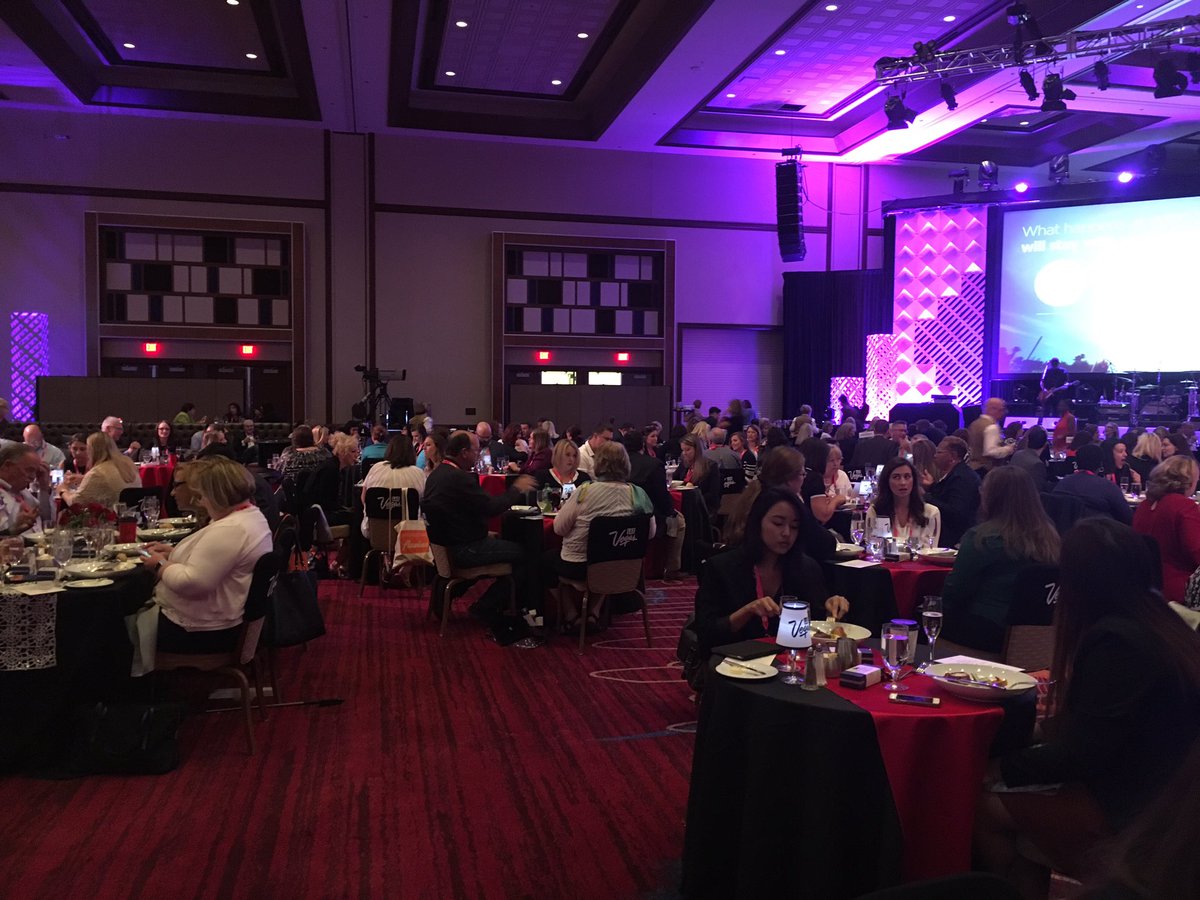 ImPamwynne's tweet photo. #WEC16 THANK YOU - FINALLY!!  The death of the 72" round!!    What INNOVATIVE seating!! Planners want this!!! https://t.co/8Wt2TSV9zx