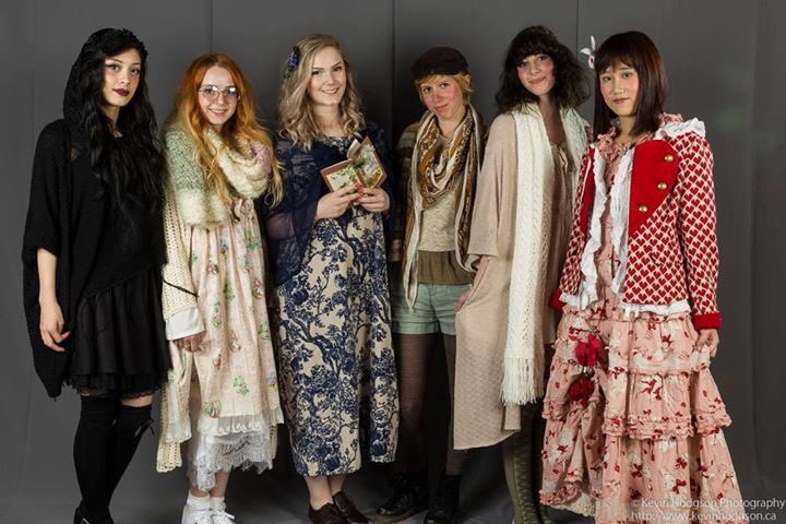 JFashionNorth's tweet photo. Some of our lovely Mori Kei group. #anfs_2016 #an_2016. Photo by @KevinPhotoCa https://t.co/ynWy8yiwFC
