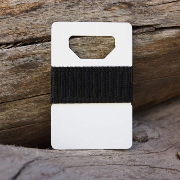 7wallets's tweet image. Spine Wallet - White