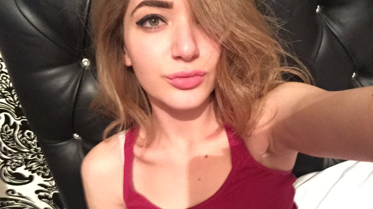 Do I fit? #ArabGirlsBreakTheInternet