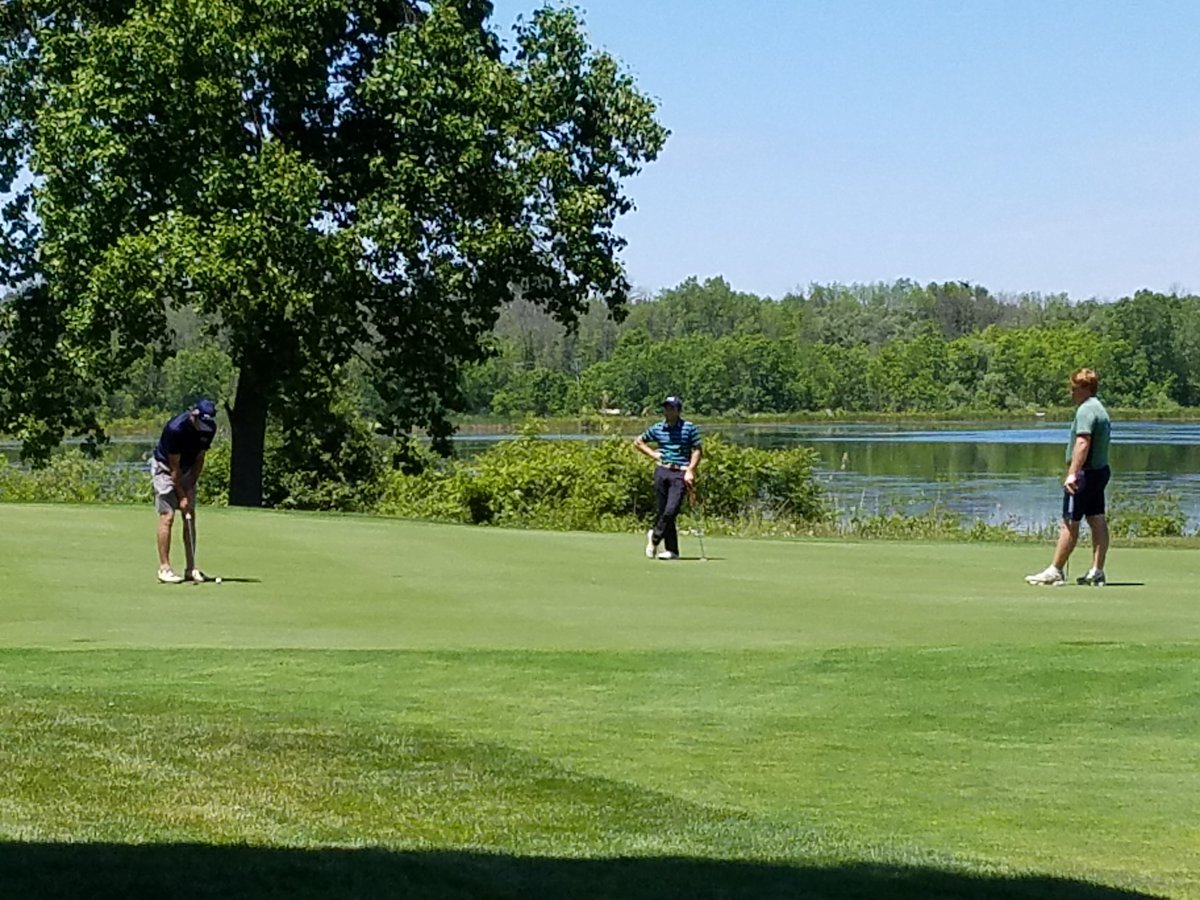 We're making our way through the second round here at the #clevelandcollegiate
