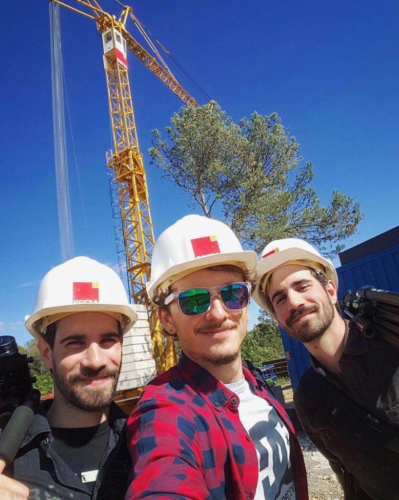 DLStudios34's tweet photo. Aujourd'hui, c'était tournage au domaine @MasDeOncle avec du renfort ! #TeamChemise https://t.co/Ts1J57DhvJ