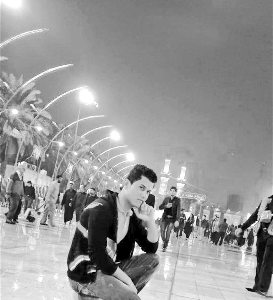 يالماتجي 
يالعلمتني على  #البجي  
يالدمرتلي  #فرحتي  
مشتاكلك 💔😔
يالماتمر 
يالموتتني من  #القهر 
يالماصفه بعدك  #عمر