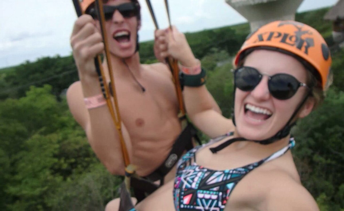 moplatt10's tweet photo. Cancun was great, but being with him is even greater😏❤️🌺 https://t.co/ZkKzVpw5SY