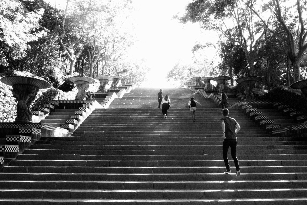 JonathanJoanes's tweet photo. The ascension behind Plaça de Josep Puig. (Photo by He Xiang) https://t.co/z4NTEBq5lL