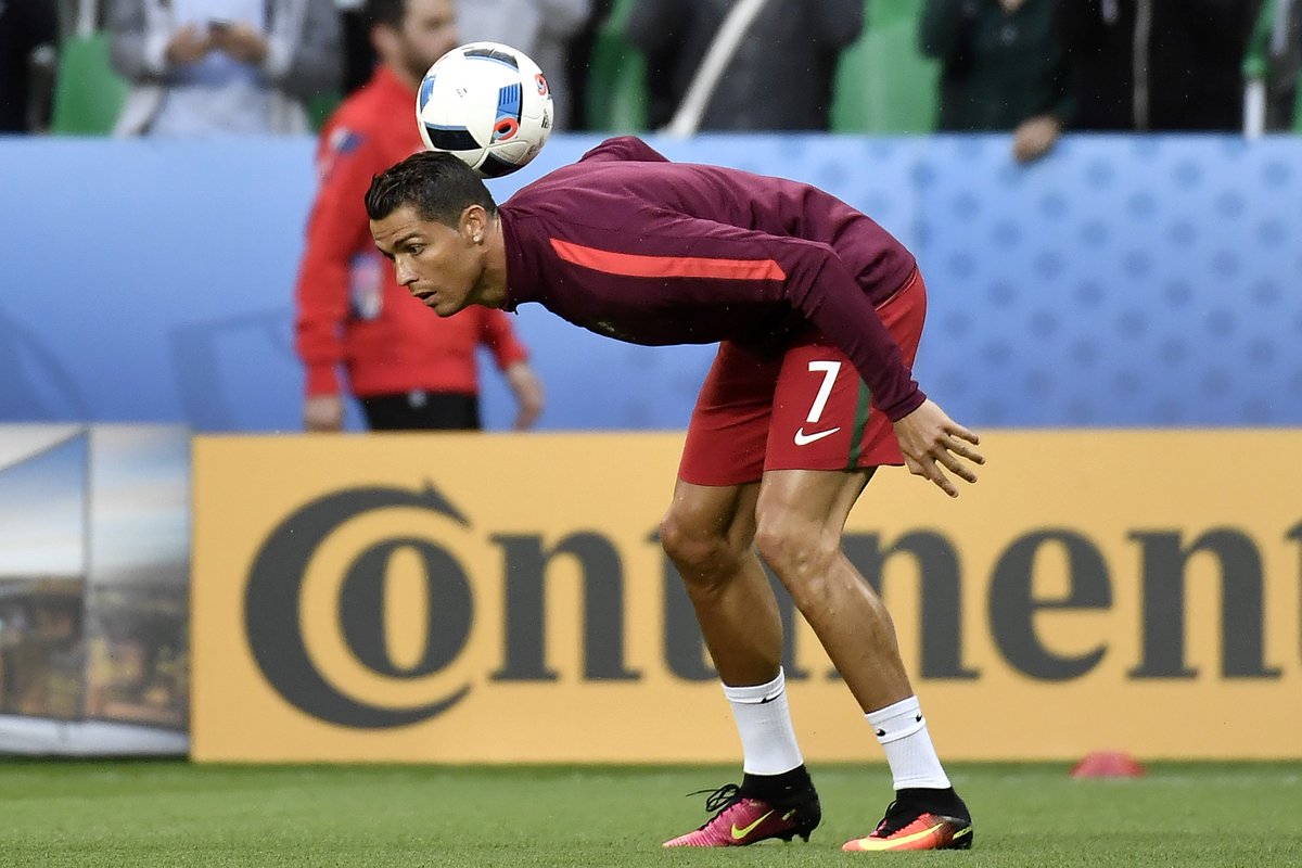 Cristiano limbers up 👌 ⚽ #EURO2016 #PORISL