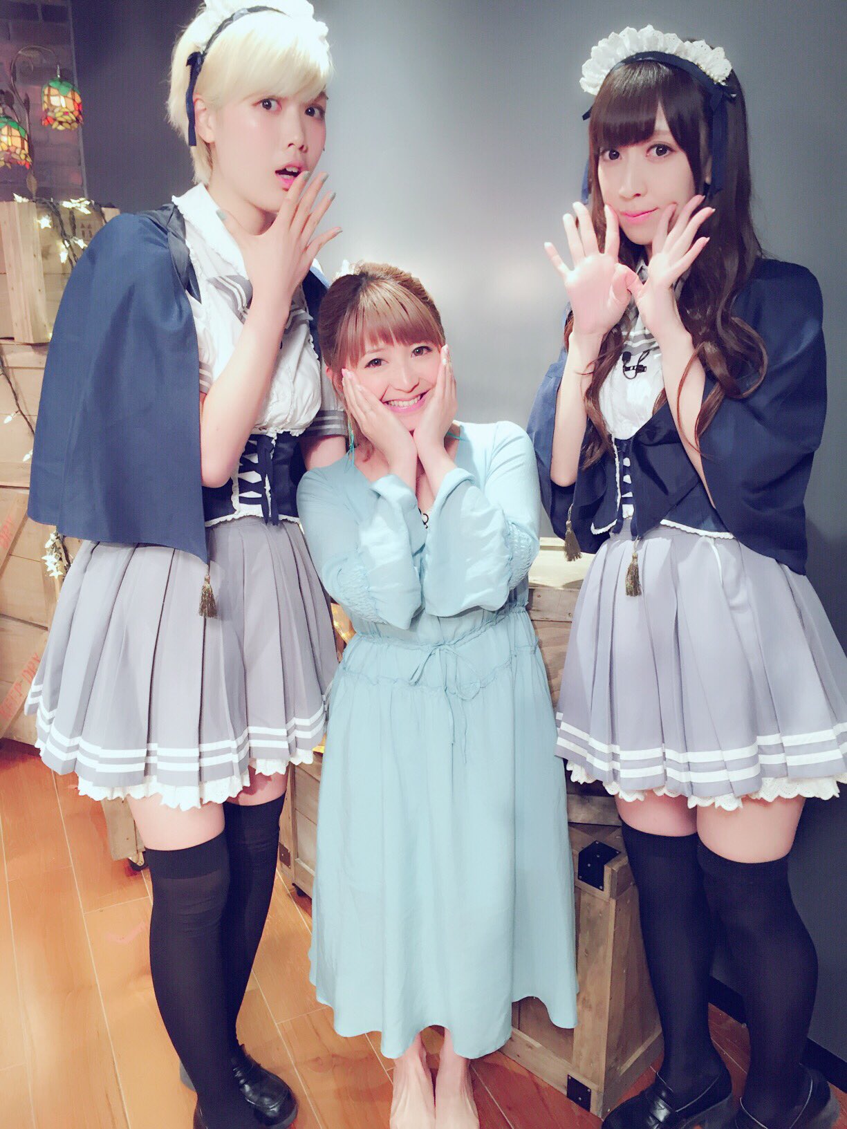 矢口真里 ミニスカート