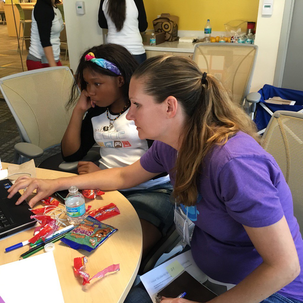 Kelly Rhodes <a href="/rhodescodes/">Kelly Rhodes</a> inspires <a href="/GirlsWhoCode/">Girls Who Code</a> to design their own web project. <a href="/weVENTUREorl/">weVENTURE Orlando</a>