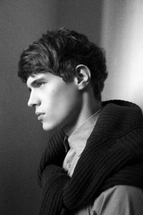 Shadowhunters2G's tweet photo. >Jesse Blackthorn 
>Hijo de Tatiana Lightwood y Rupert Blackthorn
>CDS: Las últimas horas
@JesseBlxckthorn https://t.co/mSSTVNhnNt