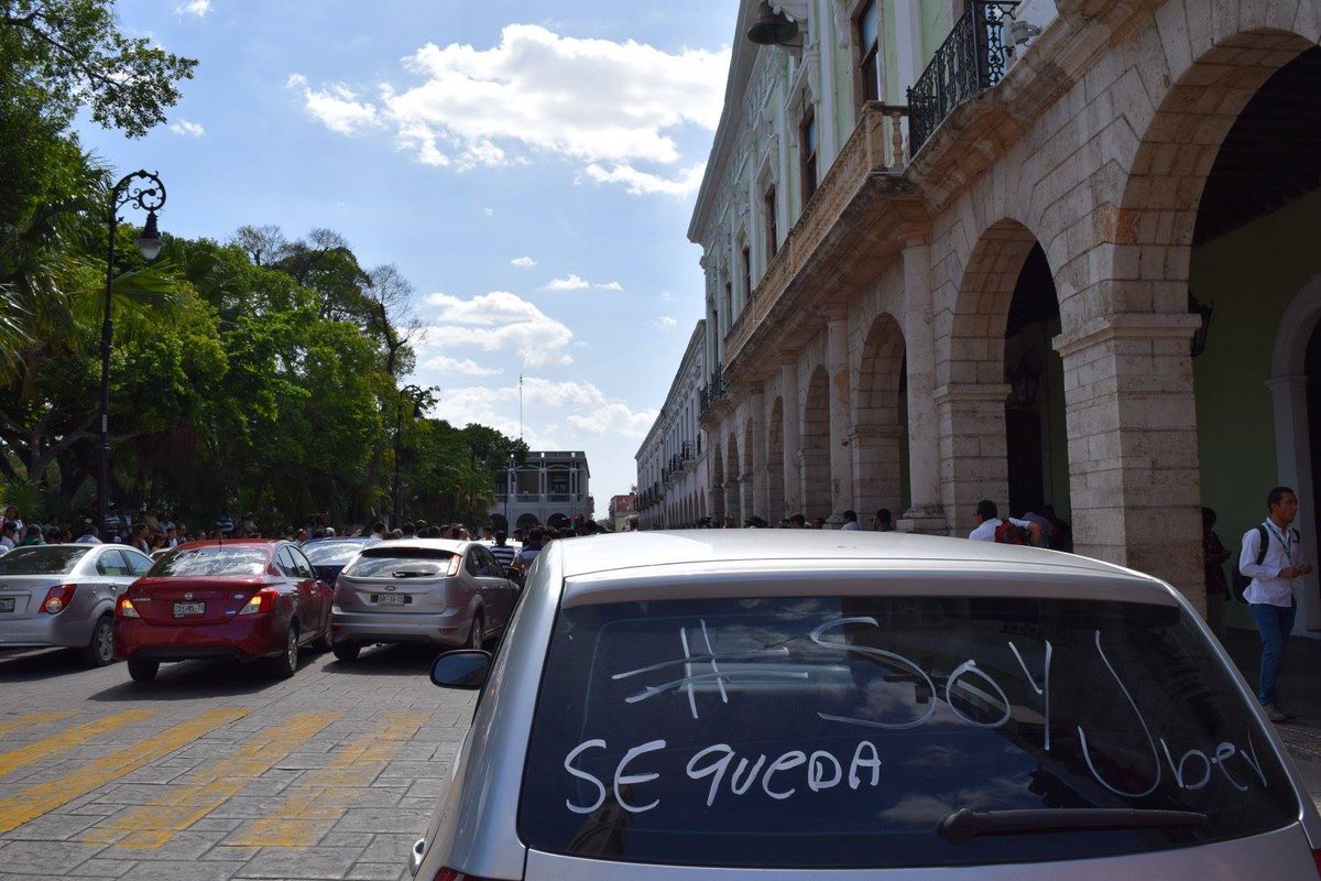 ELVIL's tweet photo. @RolandoZapataB ¡La estas cagando! y todo por favorecer a tu amigo @NerioTorresA #UberSeQueda #ubermerida https://t.co/1XBq8yHNrl