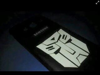 Itu kaya hapenya mimin 😂 RT @Amd_alwan: This is you <a href="/TF_MIA4/">' TRANSFORMERS '</a>