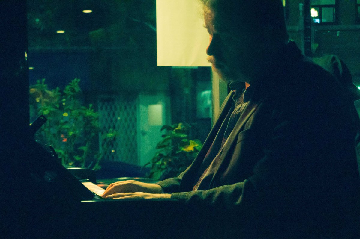 Toonie #Taco Tuesday continues tonight with #livejazz from Peter Hill on #piano 9pm onward. Conductor's ale on tap!