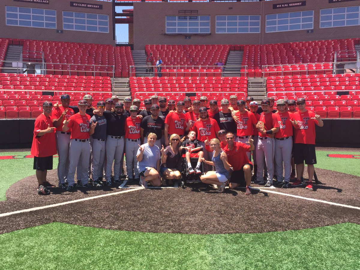 #TexasTech was fortunate today to get a visit from Luke Siegel and family before the trip to Omaha. #WreckEm #WTT