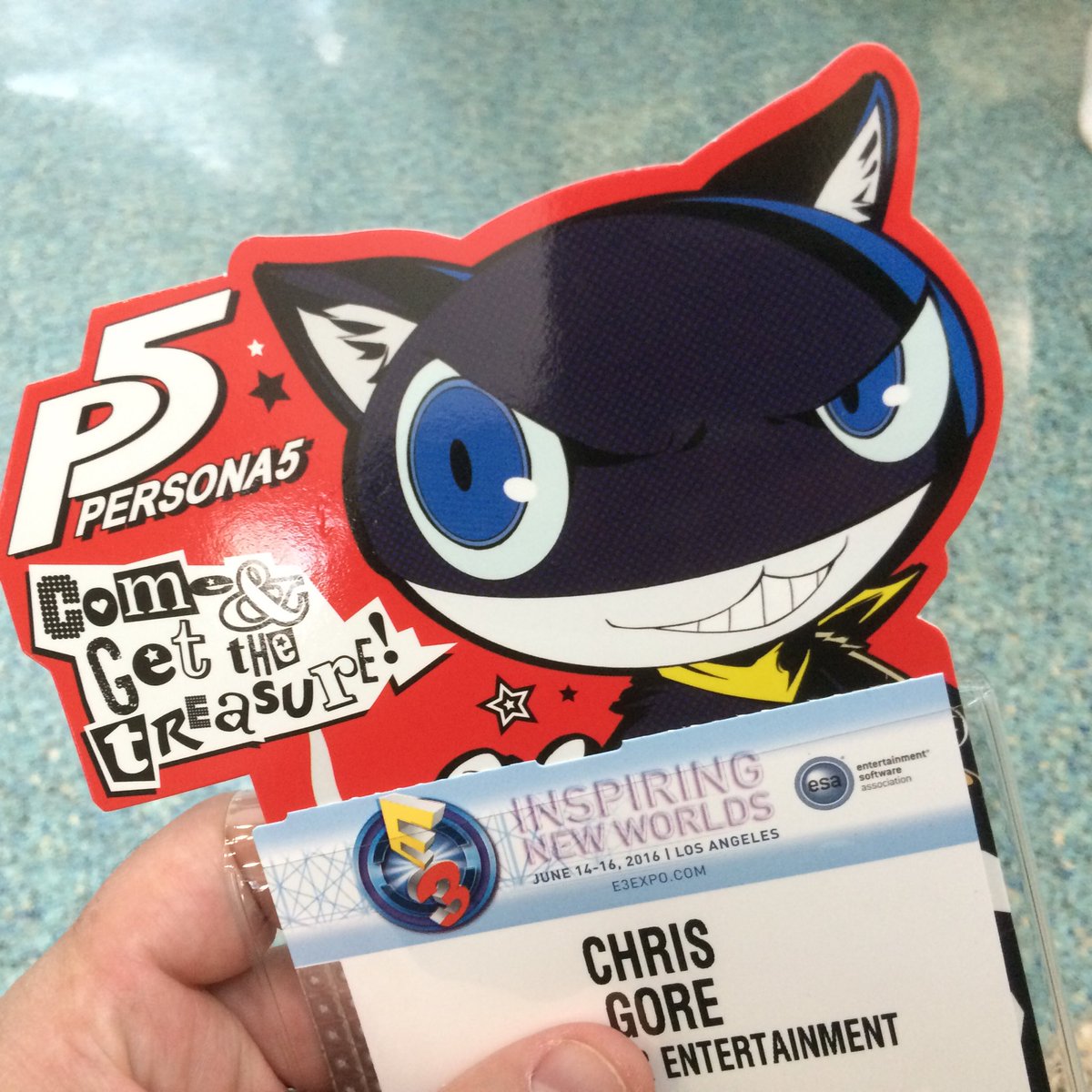 ThatChrisGore's tweet photo. E3 Pro Tip! Don't lose your badge. A lost badge costs $1,000 to replace. #E32016 #E3 #E3ProTip https://t.co/61Pbq6uHv7