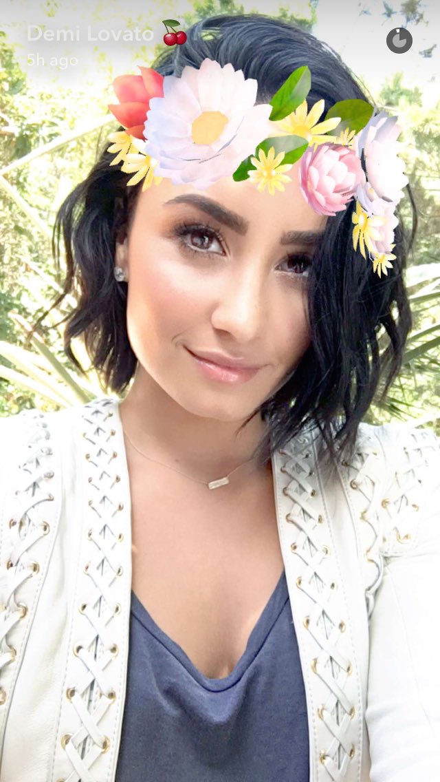Chanel7love's tweet photo. https://t.co/Vj5ftWN41K