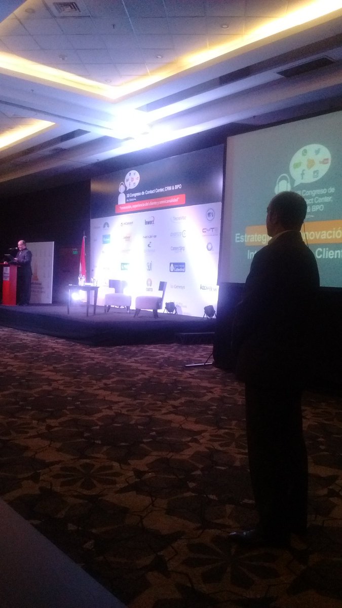 Laura Regalado tweet media