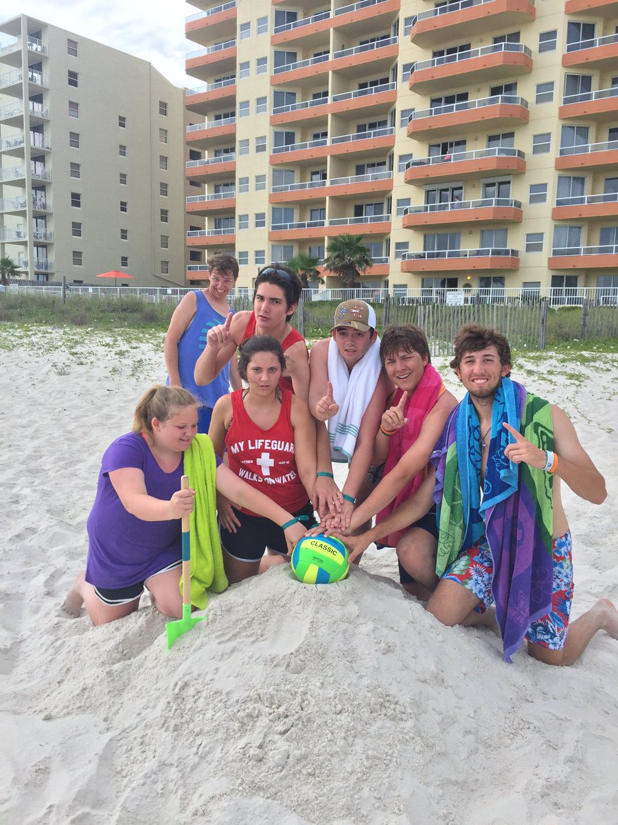 LukeDanielsss's tweet photo. When you're the volleyball AND dodgeball champions at StudentLife ππ¦ #SLOrangebeach3 #StudentLife https://t.co/QB0T1pSygK