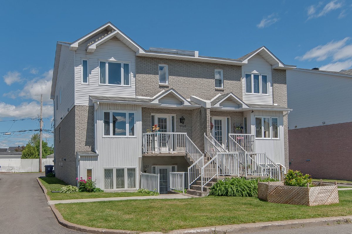 MaMaisonenHD's tweet photo. Nouveauté à Saint-François (Laval) - 224 900$. 1500 pieds carrés sur 2 étages en format condo. 3 CAC, 3 walk-ins! https://t.co/JePkCJNV3H