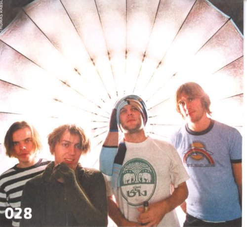 FansofCraig's tweet photo. #thevines #craignicholls #patrickmatthews #ryangriffiths #hamishrosser #autumnshaders #fansofcraig
-Sofi- https://t.co/KcU3renfDJ