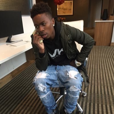 zone6legg's tweet photo. #DarkSkinBreaktheinternet🍫😎 https://t.co/Mv2iSsDNWF