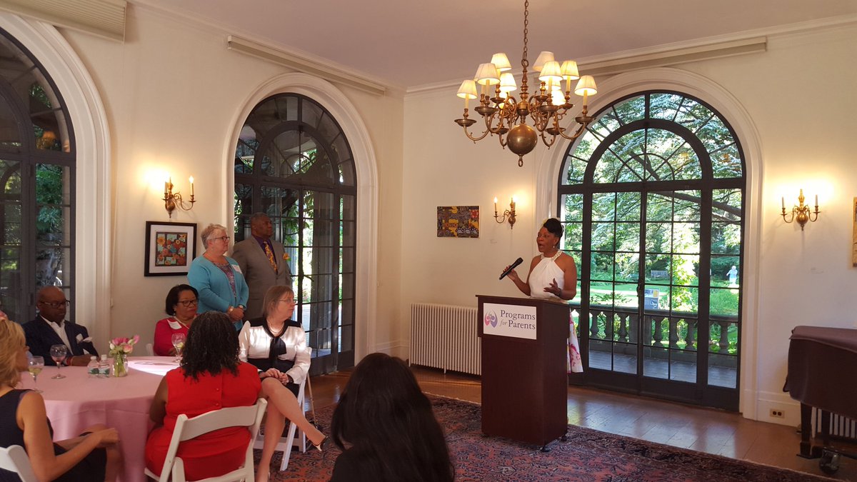 ftrodriguez's tweet photo. Beverly Lynn speaking at @P4P_NJ annual meeting. https://t.co/Z6iYj6SvDO