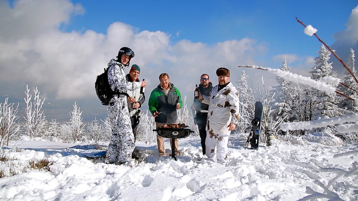 Missing winter? Me too. Especially grilling, BBQ and beer with best people. Check this out: indiegogo.com/projects/bear-…